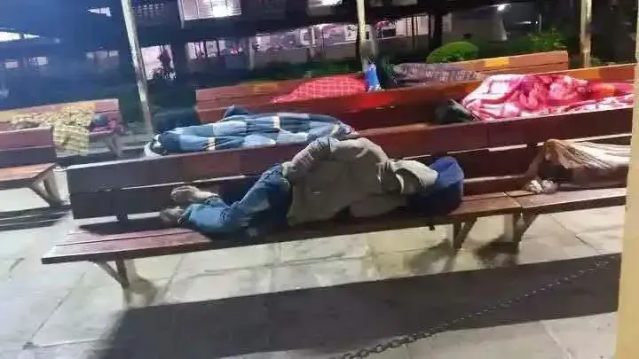 Kihika: People Sleeping Outside Nakuru Hospital Are Relatives Waiting for Loved Ones