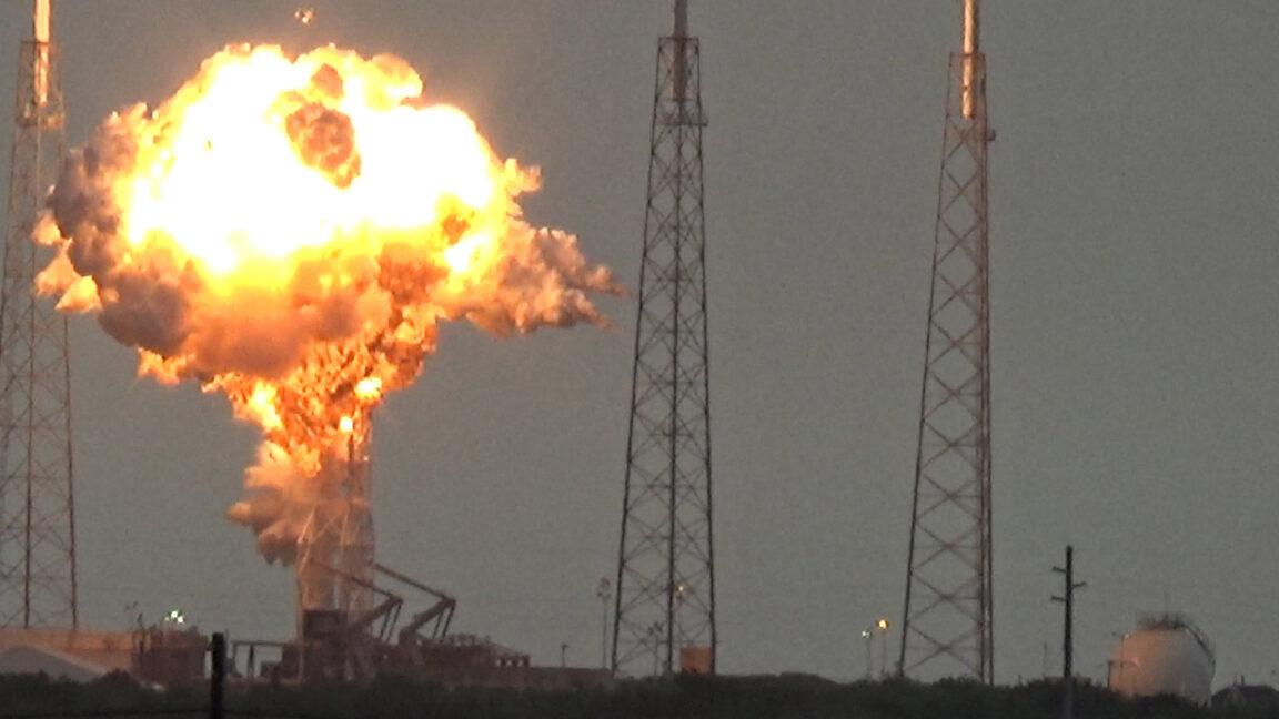 How long will it take to rebuild Blue Origin's launch pad? We asked some SpaceX vets.