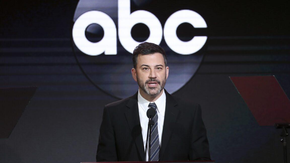 Trump FCC warns all broadcasters to follow orders or be punished like ABC