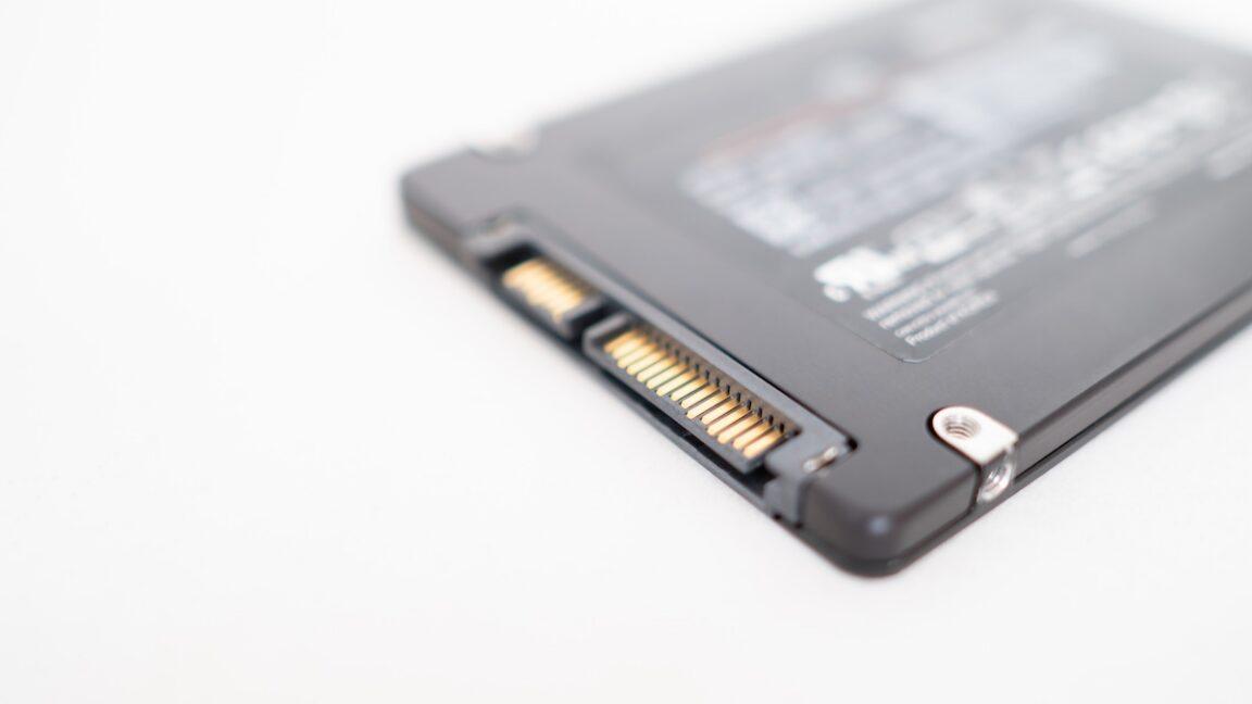 Websites have a new way to spy on visitors: analyzing their SSD activity