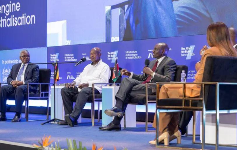 Ruto Backs Bold East Africa Oil Refinery Plan Backed by Aliko Dangote