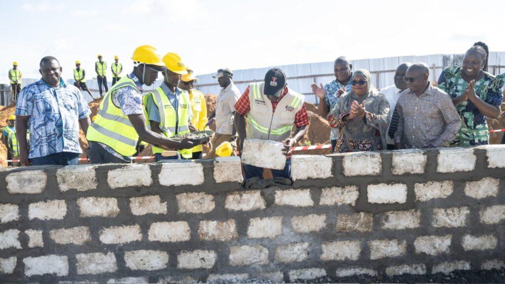 Ruto Unveils Ksh 260 Million Hostel Developments At Lungalunga Technical College
