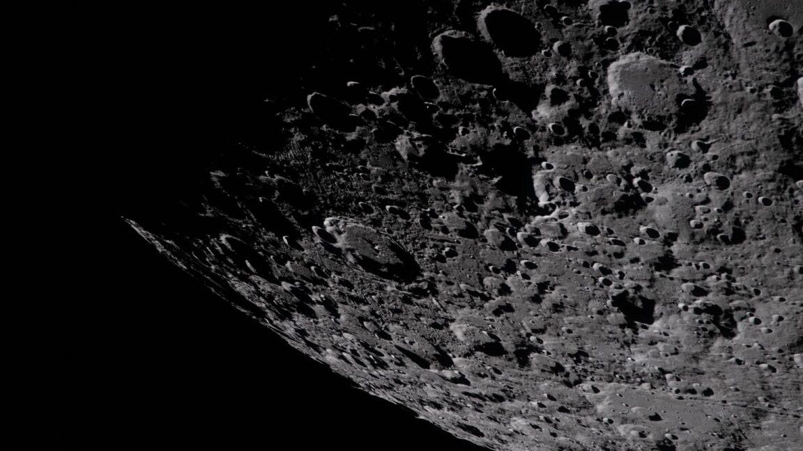 NASA takes steps toward building Moon Base, including discussing a "perimeter"