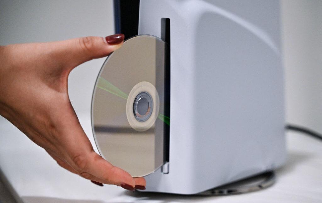 Sony announces end of PlayStation discs, parts of digital store in the same day