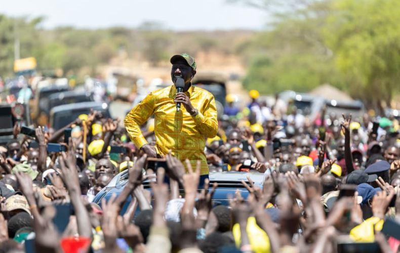 ‘Empty Party Imekwama kwa Bar’: Ruto Takes Swipe at Sifuna’s TEP Party