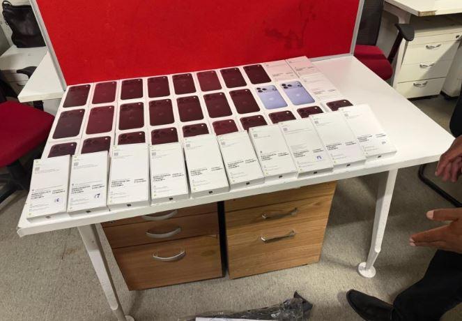 KRA Seizes iPhone 18 Phones Worth KSh 8.2M at JKIA From Dubai Passenger